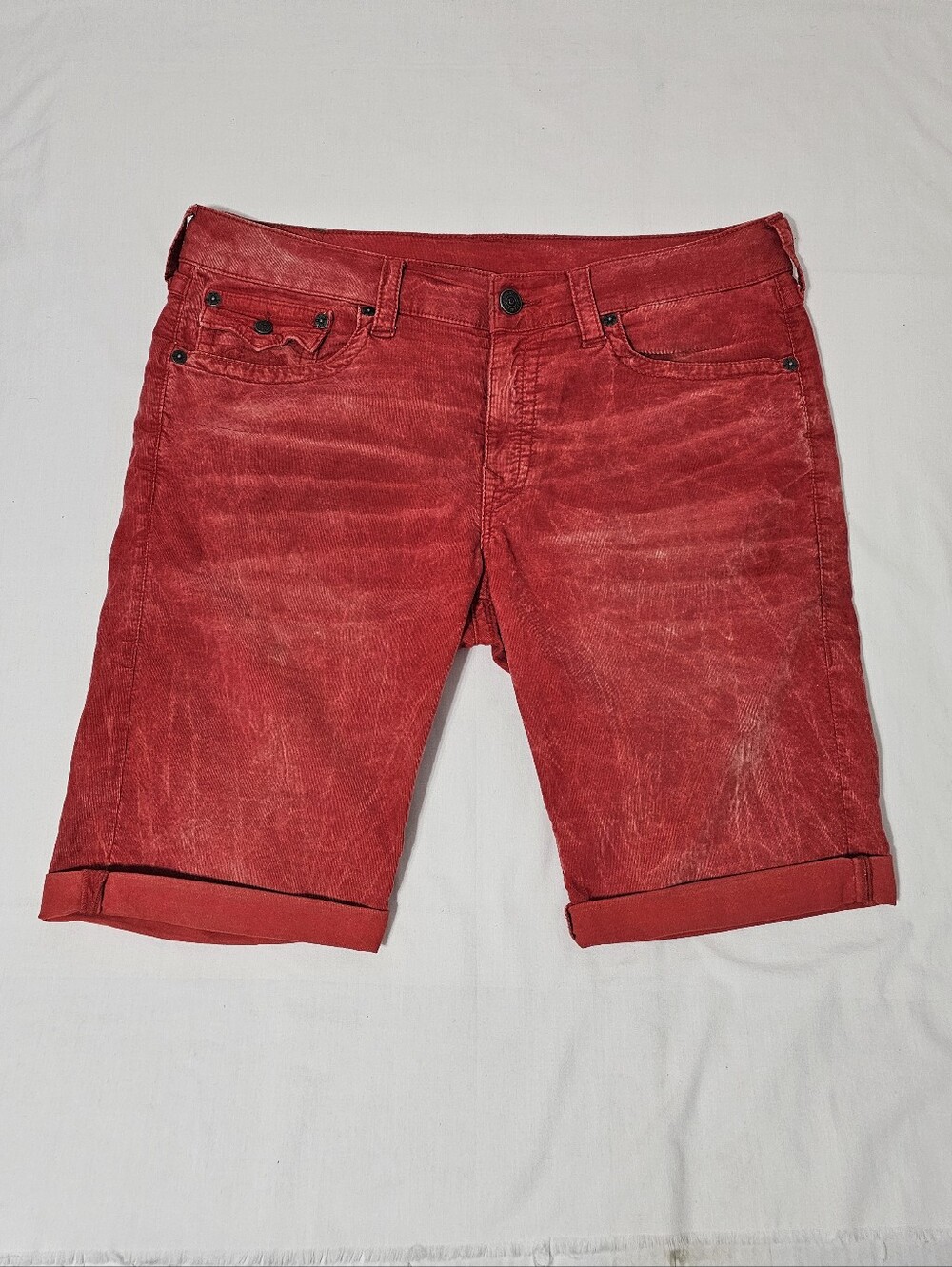 True Religion Ricky Red Corduroy Shorts Men’s 36 Relaxed Straight